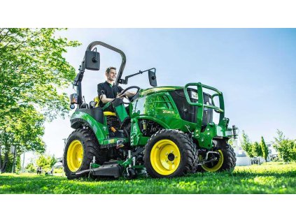 Malotraktor John deere 2026R ok traktory 3