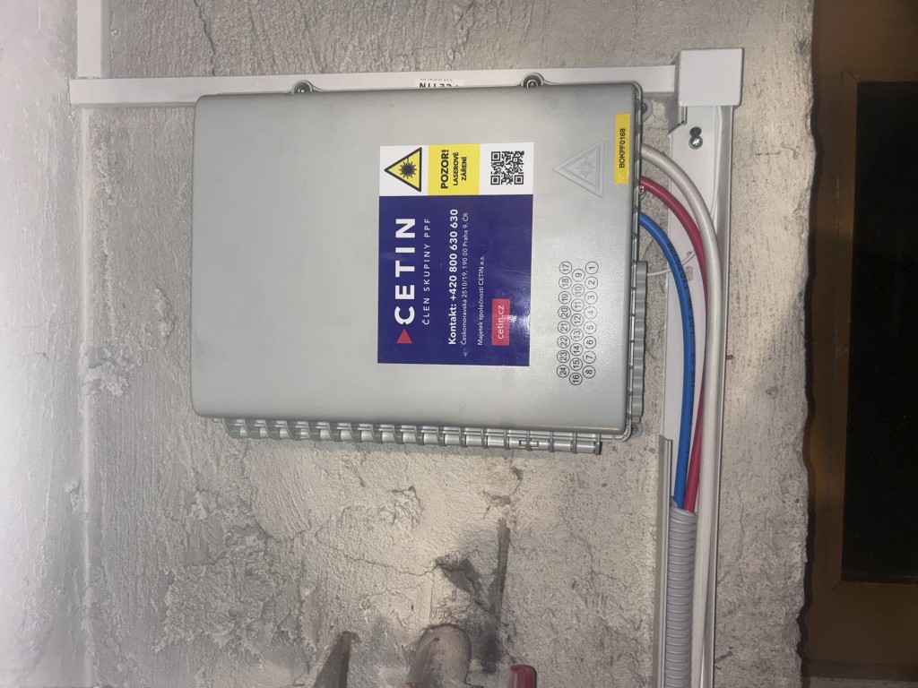 20250828_090412656_iOS