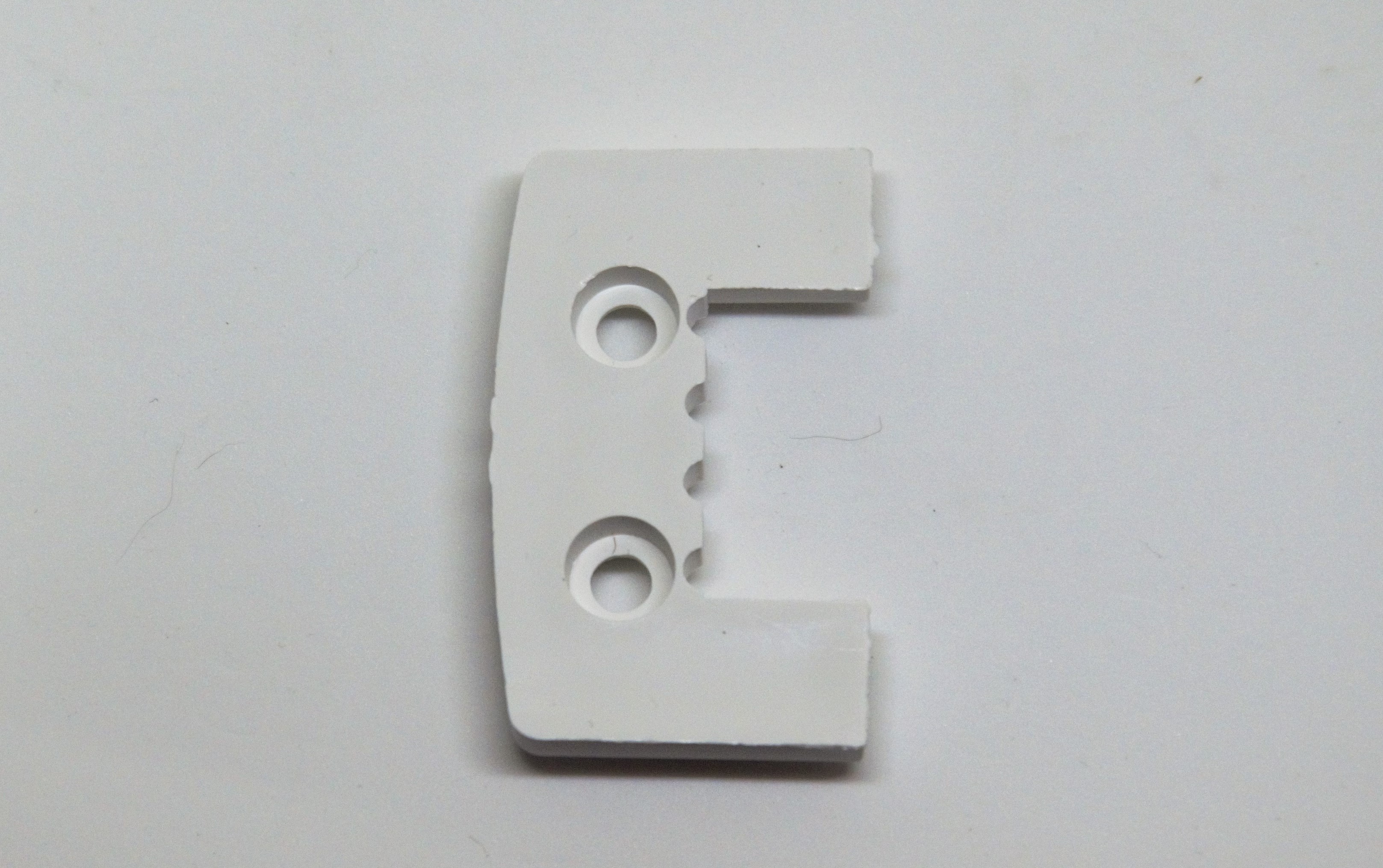 KASKO Distanční podložka oblá - 4 mm k žaluzii Isoline Barva: Tm.dub+rustik.dub+bahení dub