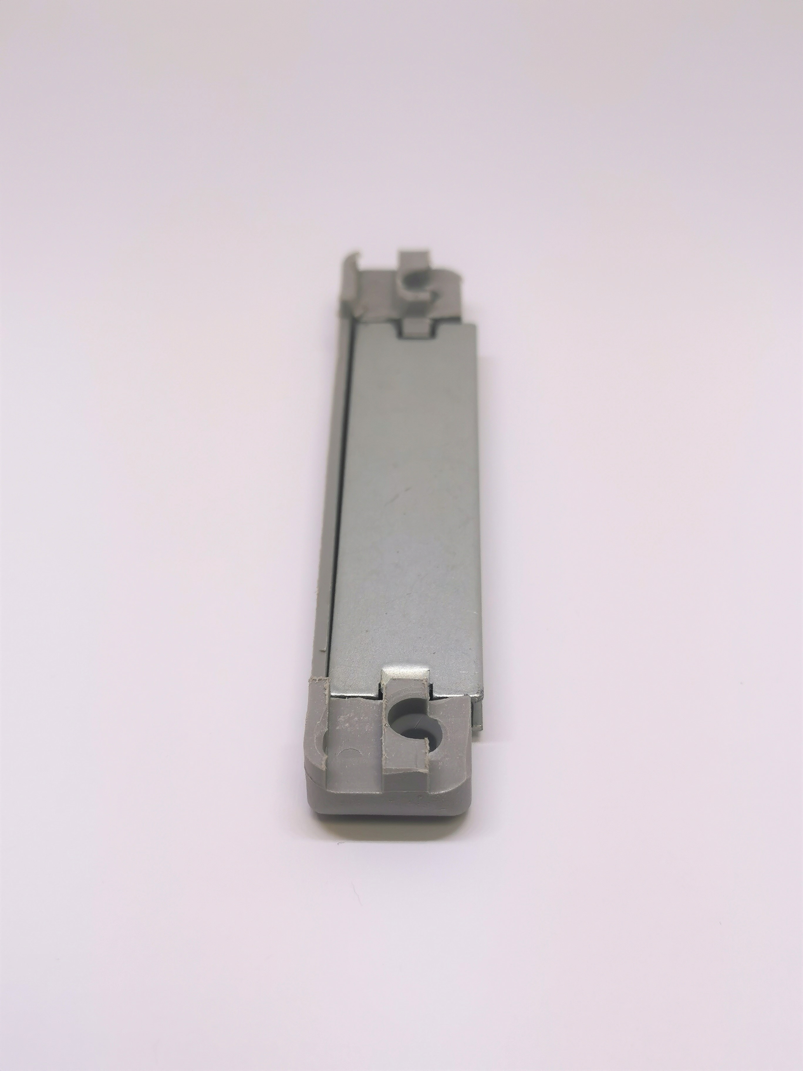 Magnetická západka ROTO NT pro 1-křídlé PVC dveře Výběr profilu: Trocal Innonova 70.A5 AD;Trocal Innonova 70.M5 MD