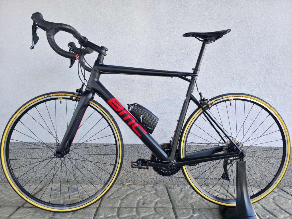 ★とわ★BMCteam machine slr03 2020 BMC Teammachine SLR03 ONE – Specs, Comparisons, Reviews