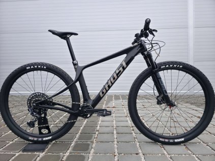 Horské kolo GHOST Lector SF UC Team Black/Rainbow 29″ velikost M