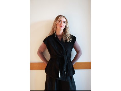 Manšestrová vesta černá