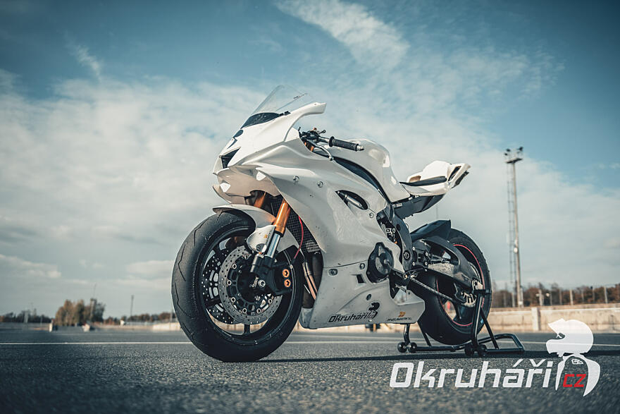 TEST: Pirelli Supercorsa V2 SC1