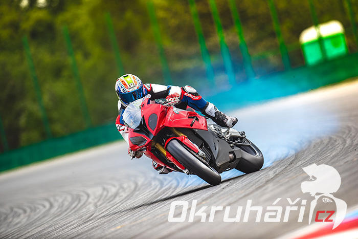 TECHNIKA JÍZDY - plyn