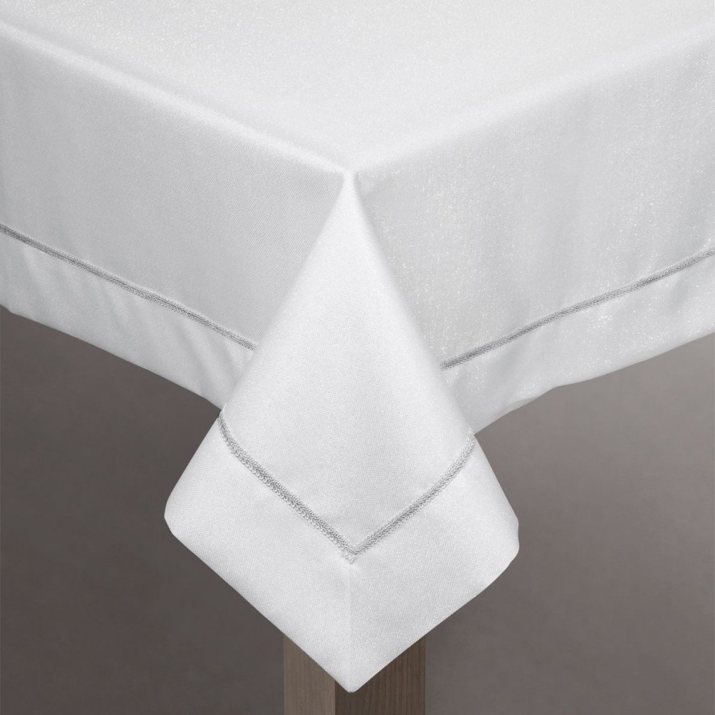 16029 biely obrus na stol madeli 145x300 cm