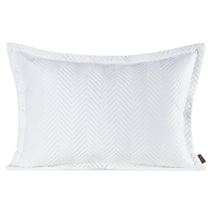 80574 biela obliecka na vankus z matneho zamatu sofia 50x70 cm