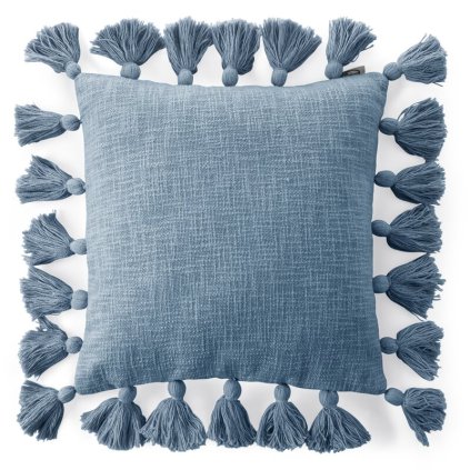 81084 modra obliecka na vankus z hrubej bavlnenej latky so strapcami po stranach asti 45x45 cm