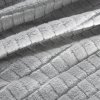10428 4 hebka strieborna deka cindy2 so stvorcovym vzorom 200x220 cm