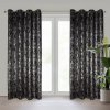 79725 cierny zatemnovaci zaves s lesklou potlacou elise na kruzkoch 140x250 cm