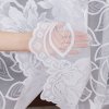 Bílá žakárová záclona LILI s celoplošným vzorem květin (Výška A 100 - 137, Šířka 100)