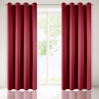 12033 cerveny zatemnovaci zaves na kruzkoch logan 135x250 cm