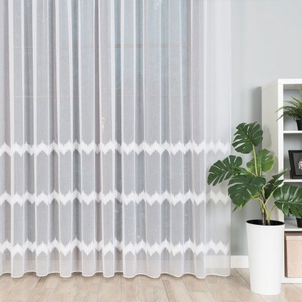 Biela tylová  záclona LADA s pruhovaným vzorom a trblietkami