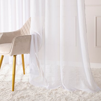 Biela priesvitná záclona s jemnou sieťovinou CELESTE na krúžkoch 300×250 cm