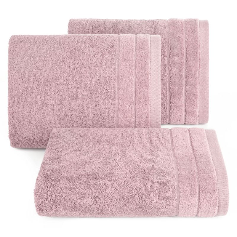 Klasický ružový uterák DAMLA s jemným pásom 50x90 cm