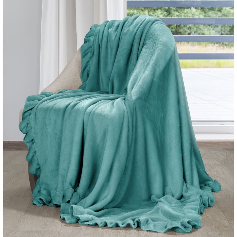 Mäkká tyrkysová deka DOLLY s ozdobným volánom 150x200 cm
