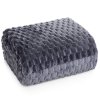 72987 4 siva hunata deka cindy6 s 3d vzorom 170x210 cm