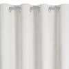 Krémový zamatový zatemňovací záves NITA na krúžkoch 140x250 cm