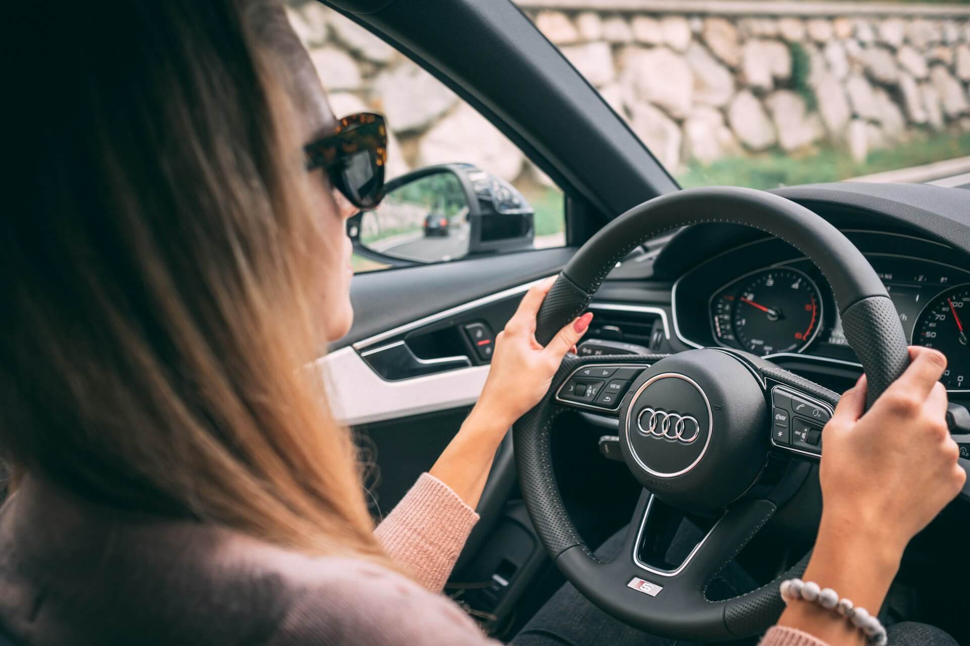 kolko-stoji-premiove-auto-prevadzka