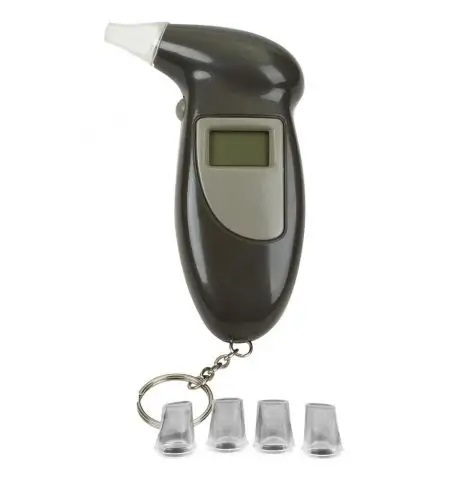 ALKOHOLTESTER DIGITÁLNY S NÁUSTKAMI
