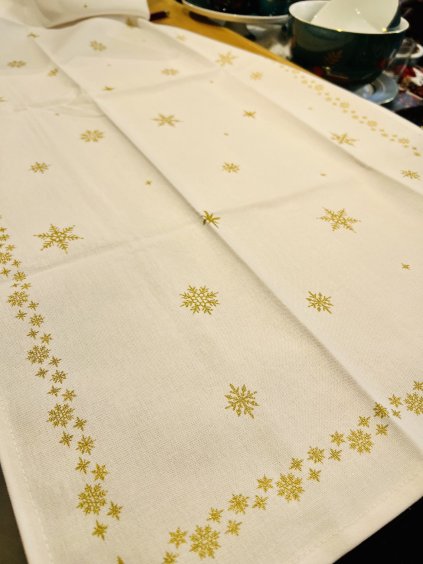 3883 ubrus vanocni bily se zlatymi vlockami 50 x 160cm