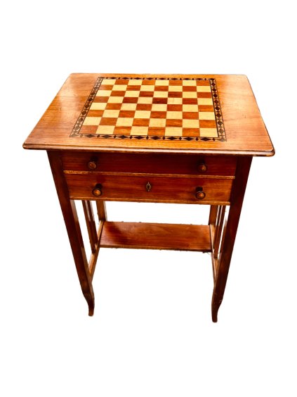 9681 sachovnicovy stolek secesni intarzovany