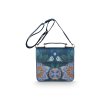 7843 kabelka cross body s klopou frances flores felices tmava modra 25 x 9 x 21 5cm
