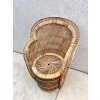 Vintage proutěné křeslo "Peacock Wicker Chair" s vysokým opěradlem