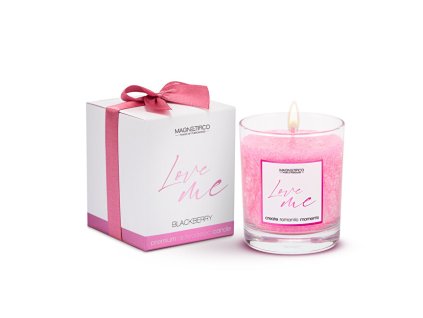 Magnetifico Power Of Pheromones Vonná svíčka Love me Blackberry (Scented Candle) 125 g