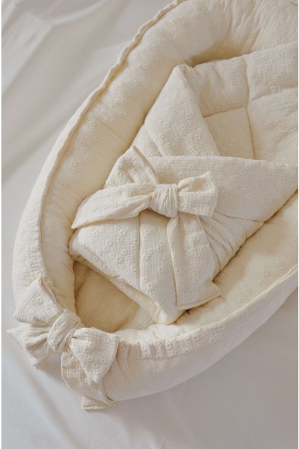 D93B2558 6CAE 442F B416 52CB25204D7B