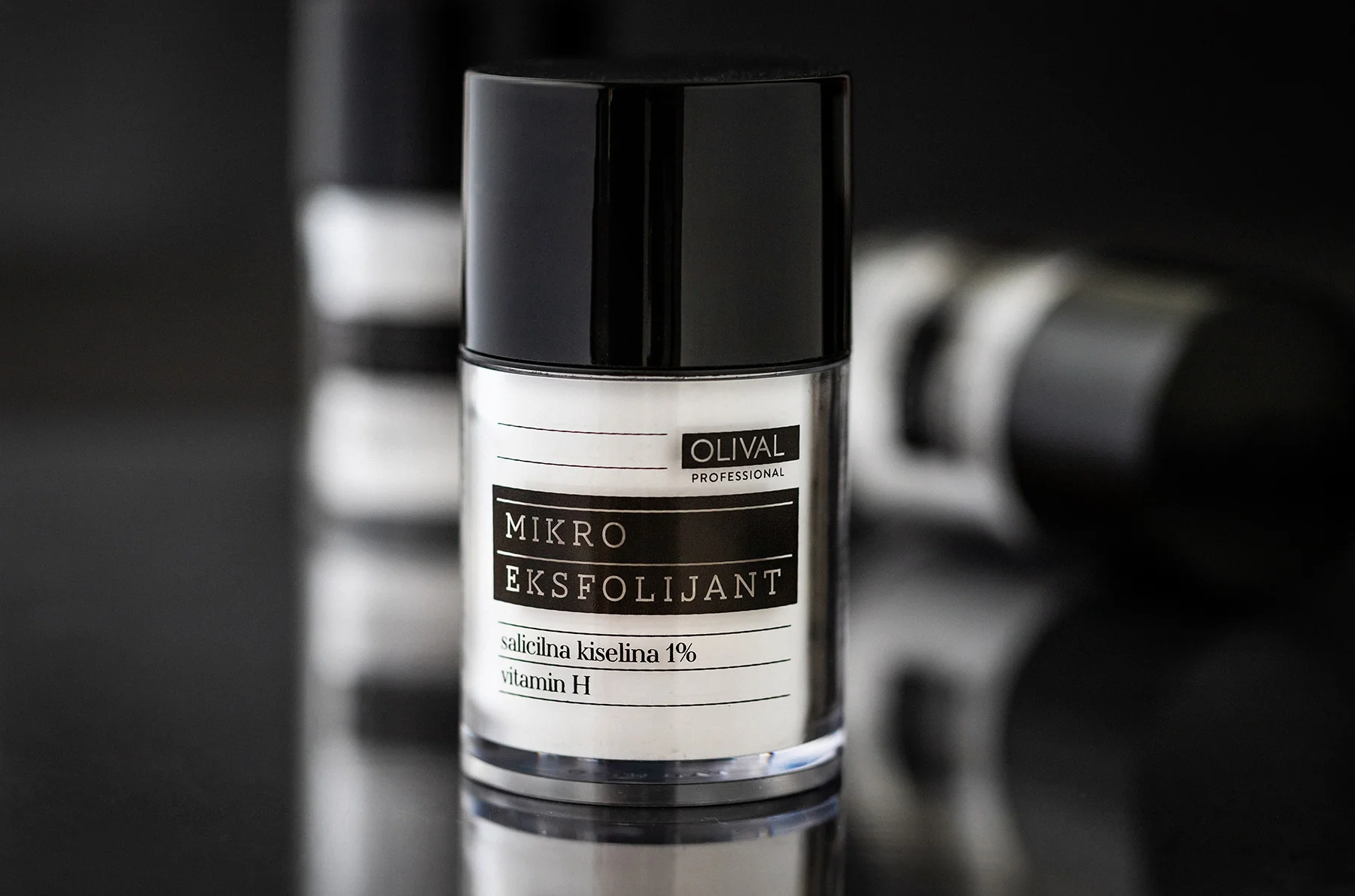 2v1 Zažijte svěží zážitek peelingu s mikroexfoliantem