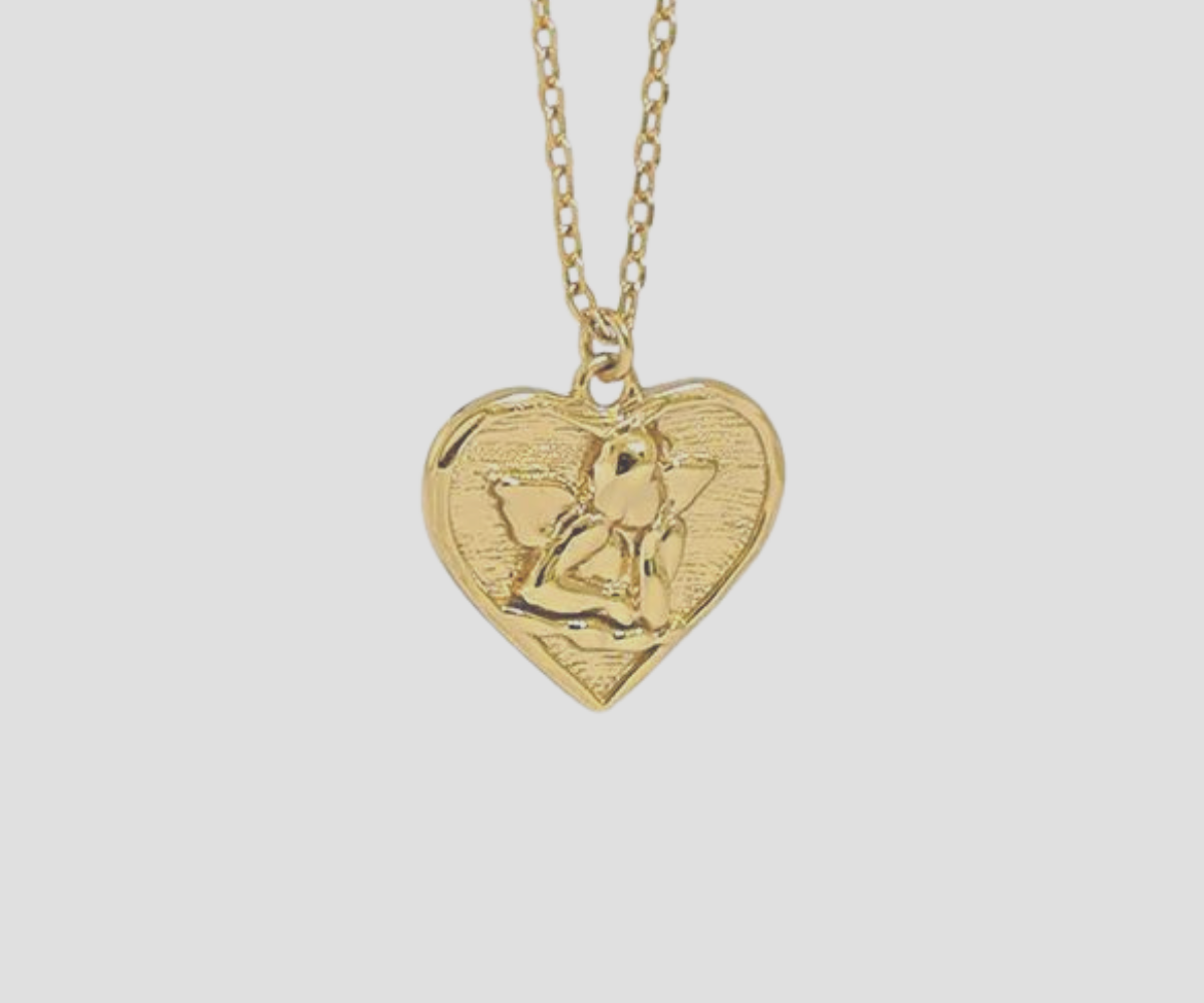 Jak se starat o pozlacené šperky?