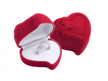 Dárková krabička srdce s růží na prsten. Stříbrnictví OLIVIE.