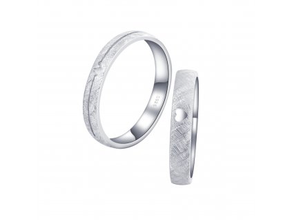 Stříbrný prsten TLUKOT SRDCE zakoupíte u OLIVIE. Snubní prsteny. Prsteny pro páry.