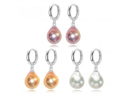 Perlové kroužkové náušnice BAROKO ve třech barvách. Perly jsou pravé sladkovodní barokní AAA o velikosti 10 mm. Stříbrnictví OLIVIE.