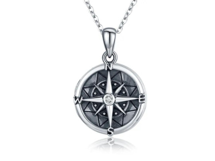 Stříbrný náhrdelník KOMPAS od OLIVIE.cz