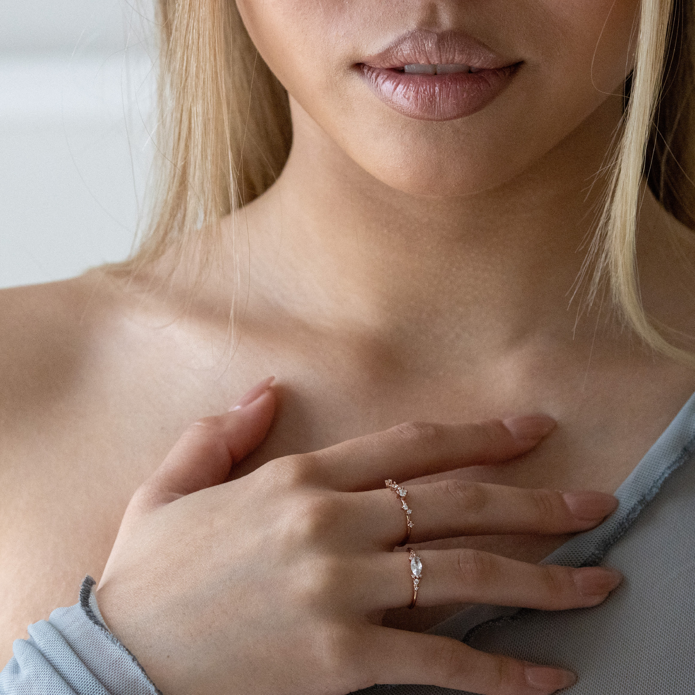 OLIVIE Stříbrný prsten ROSE 8823 Velikost prstenů: 5 (EU: 49-50) Ag 925; ≤1,0 g.
