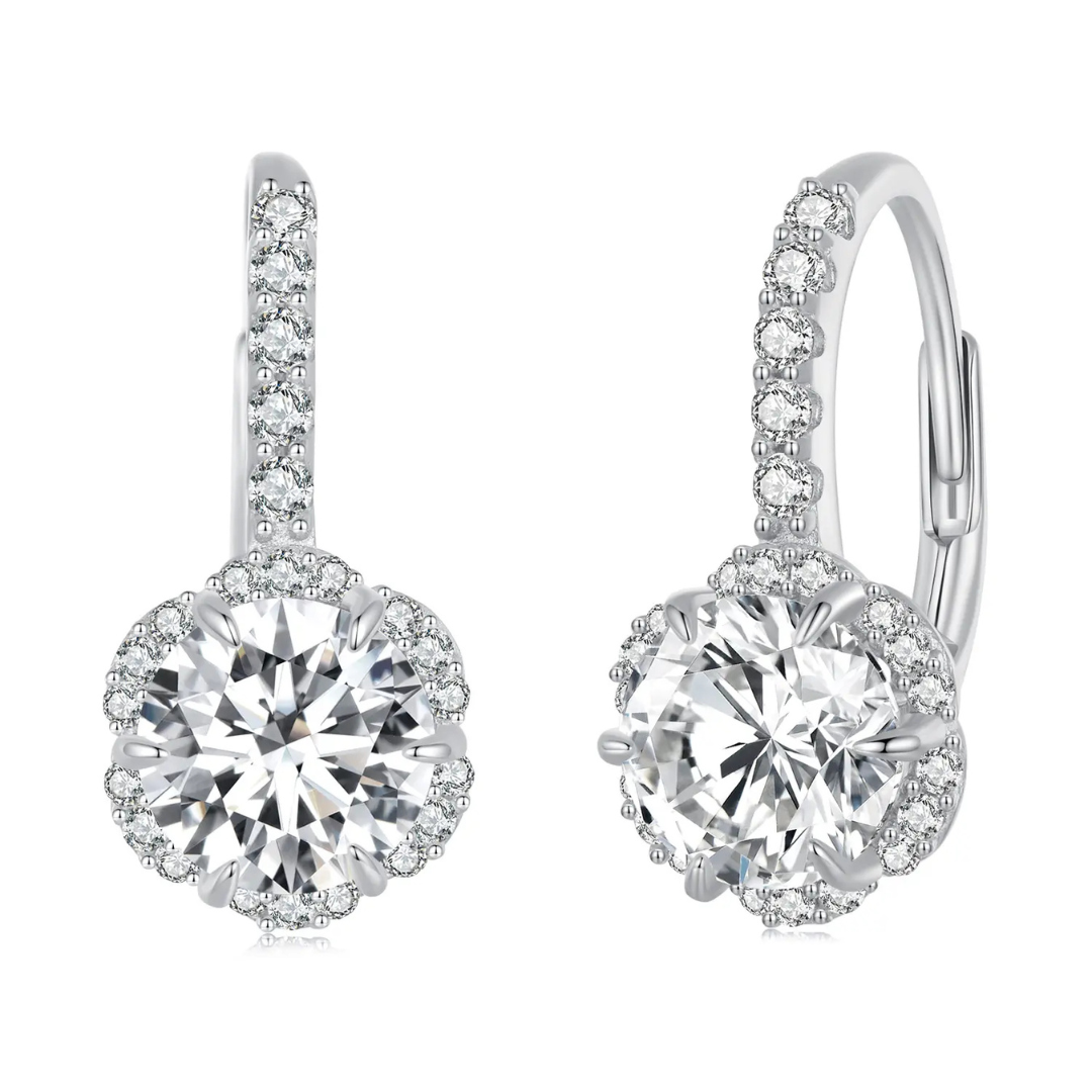 OLIVIE Stříbrné náušnice 1ct 6,5mm MOISSANITE 9181 Ag 925; ≤2,7 g.