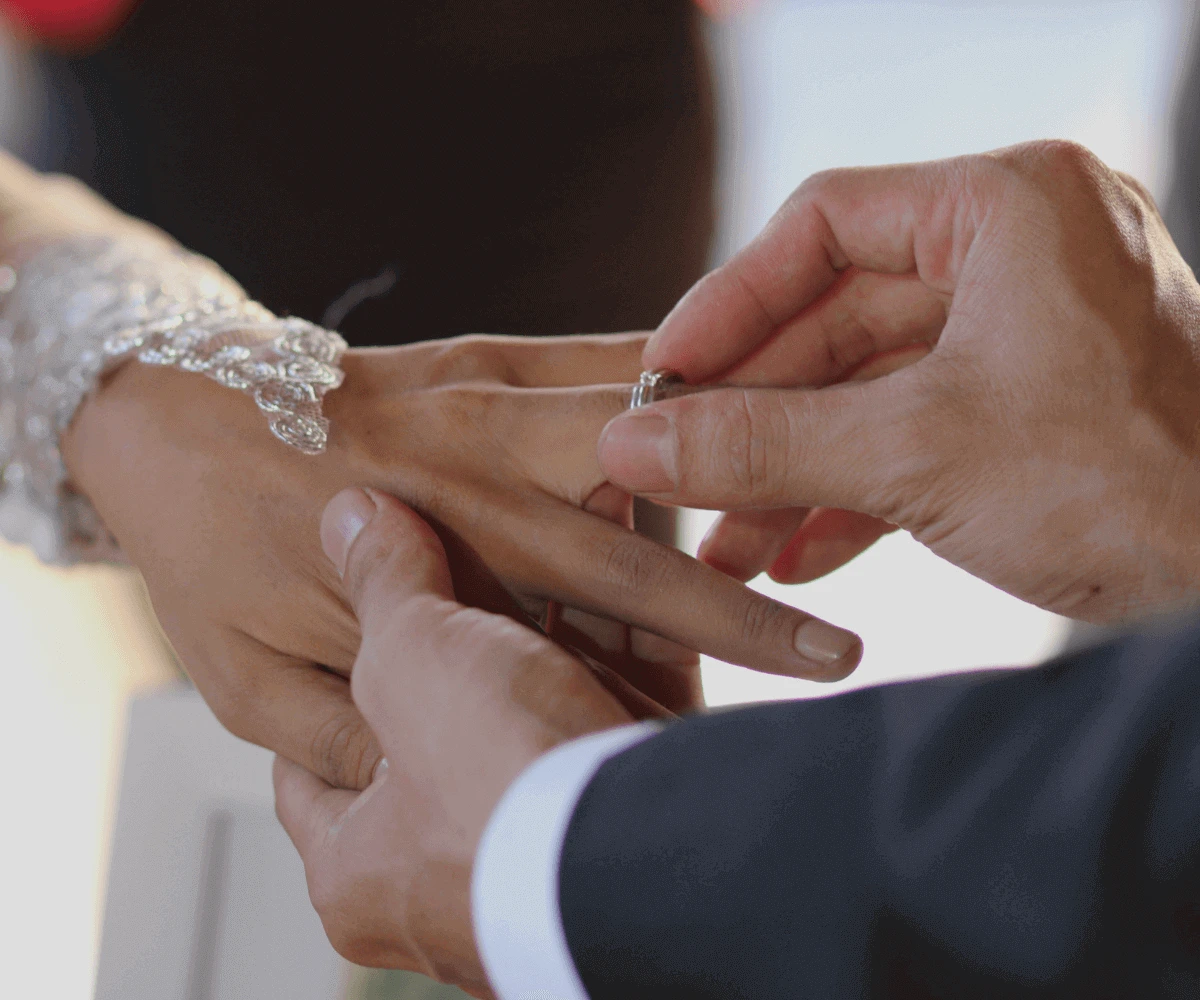 Jak požádat přítelkyni o ruku?