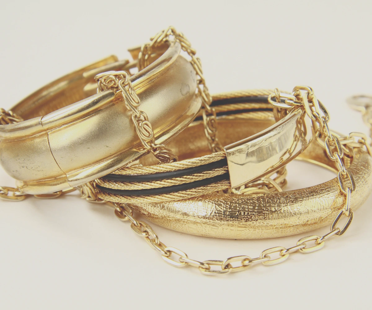 Investiční šperky: Proč se vyplatí investovat do zlata, diamantů a drahokamů