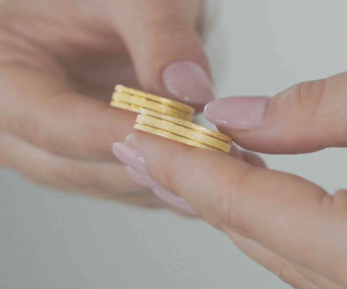 Snubní prsteny 2025: Co vše zvážit před výběrem?