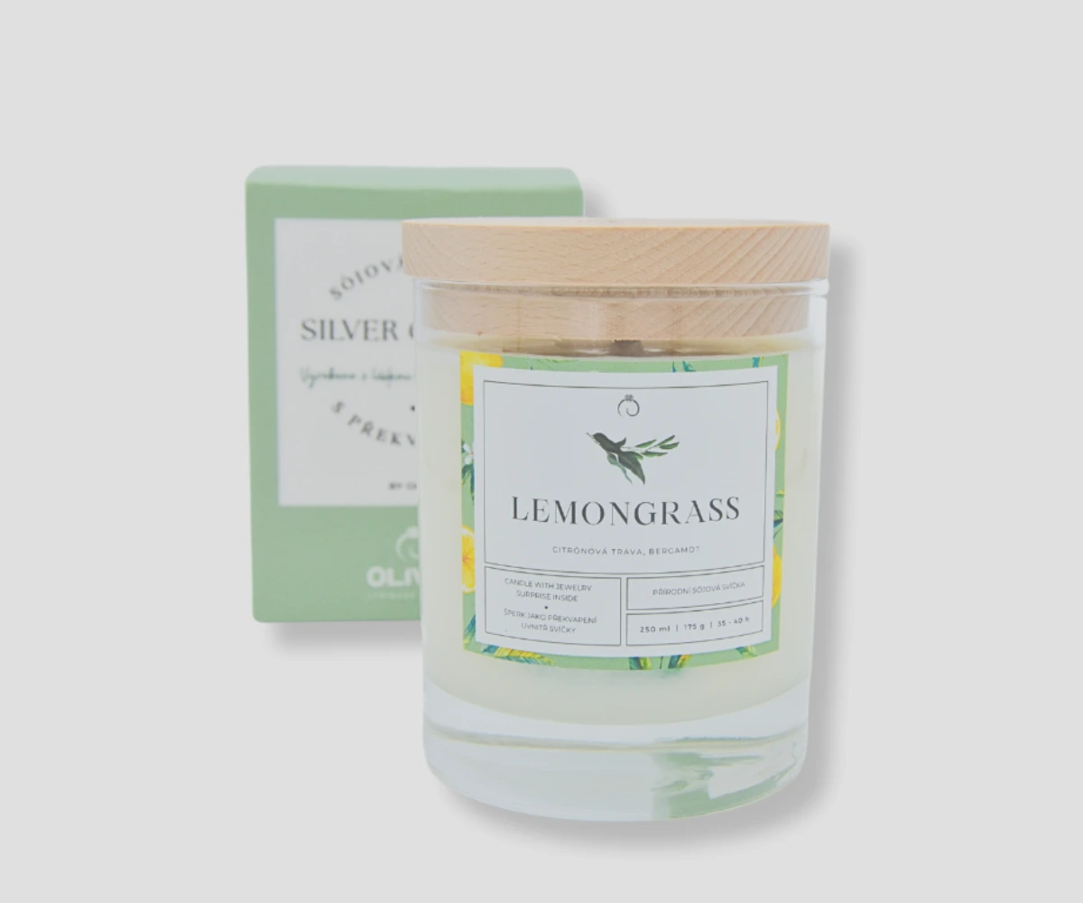Sojové svíčky se šperkem - nový voňavý produkt od Olivie