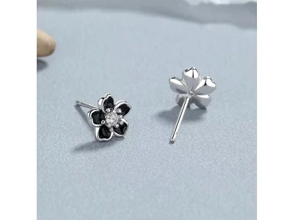 Stříbrné náušnice ČERNÝ KVÍTEK