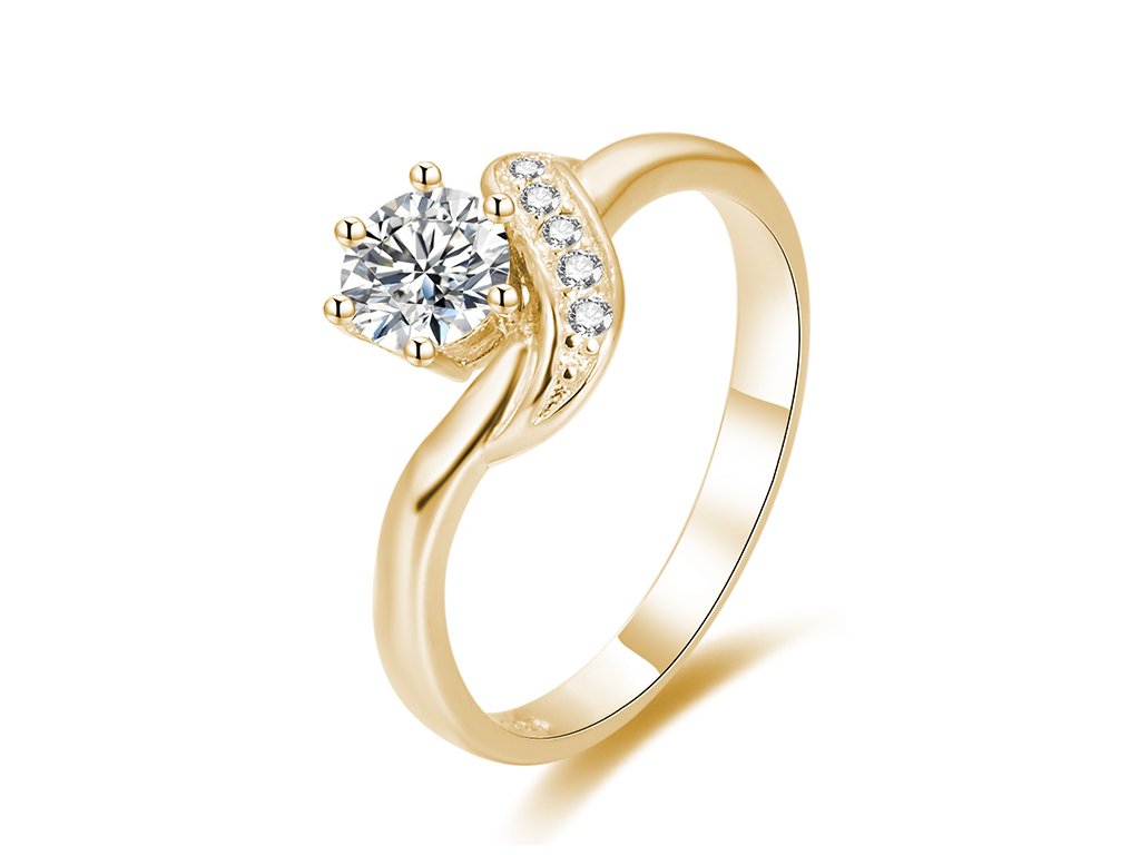 Strieborný zásnubný prsteň GOLD pozlátený od OLIVIE. Krásny darček z lásky.