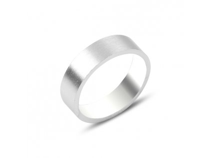 Pánsky matný strieborný prsteň, veľmi pevný, určený pre mužov. Kúpite u OLIVIE.