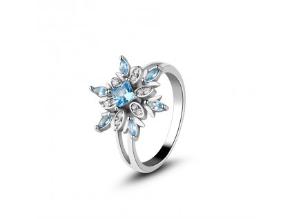 Strieborný prsteň SNEHOVÁ VLOČKA s modrými a čírymi zirkónmi. Najkrajší vianočný darček pre ženu, priateľku, manželku, kamarátku. Kúpite u OLIVIE.sk