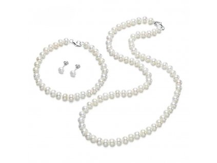 Klasická sada šperkov z najkvalitnejších pravých kultivovaných sladkovodných perál BUTTON AAA sa skladá z náhrdelníka, náušníc a náramku. Strieborníctvo OLIVIE.