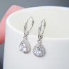 Strieborné náušnice KVAPKA