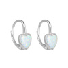 Strieborné náušnice SRDCE BIELY OPÁL