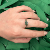 Nádherný strieborný prsteň s prírodným zeleným kameňom MECHOVÝ ACHÁT zo strieborníctva od OLIVIE. Najkrajší darček pre ženu, ktorá miluje prírodu.